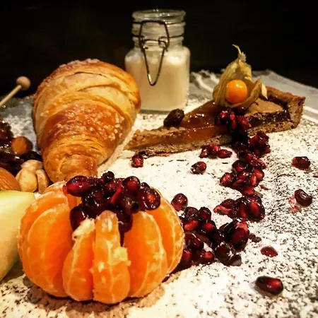 Forvm Experience Konukevi 4*