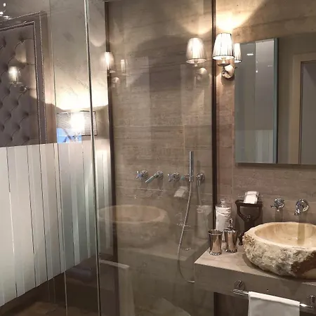 Forvm Experience Konukevi Trieste